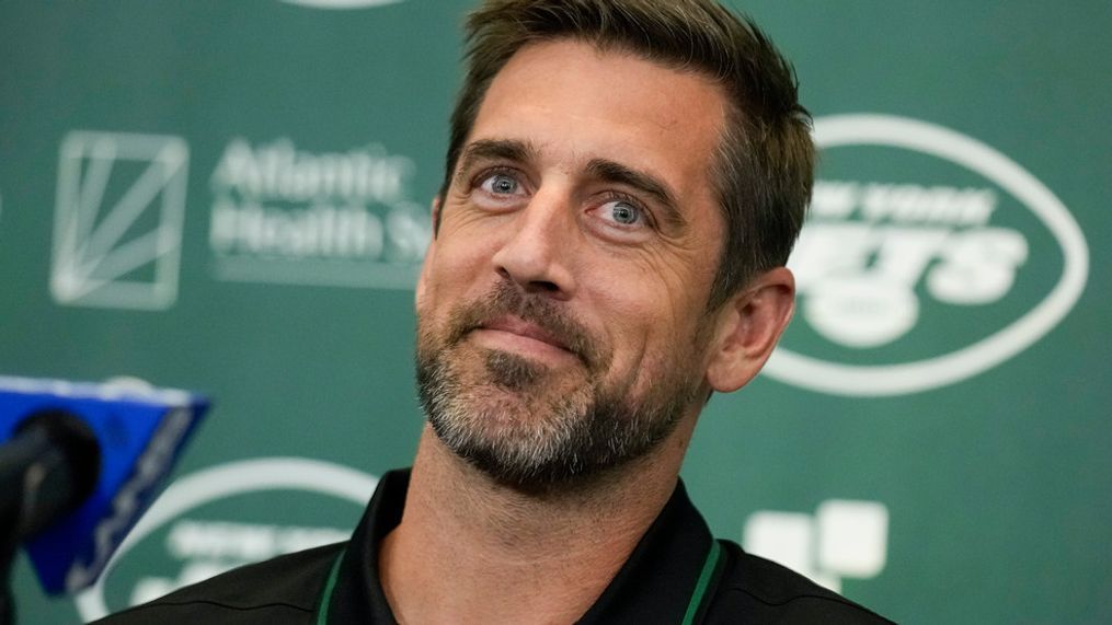 Exclusive: Why full-time NFL MVP Aaron Rodgers will have “no restrictions” at OTA..